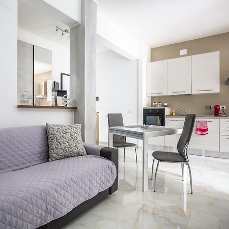 Portside Aparthotel Рим Екстер'єр фото